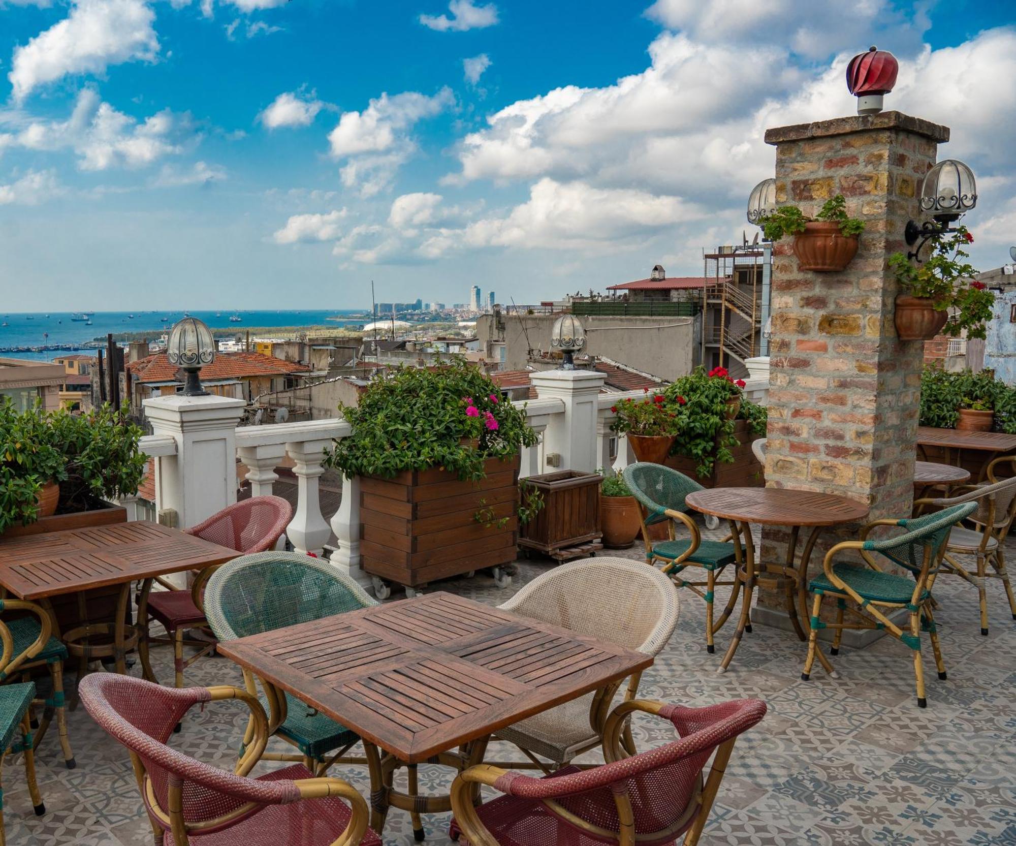 Hotel Niles Istanbul Exteriör bild